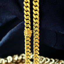 Load image into Gallery viewer, 14KT Miami Cuban Necklace 13mm, Yellow Gold, Diamond-Cut, Box Lock
