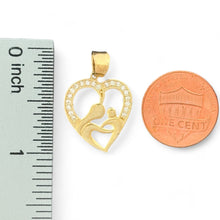 Load image into Gallery viewer, 10kt Gold Heart Pendant with Mother and Child Design - 1.57 Grm
