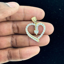 Load image into Gallery viewer, 10KT Heart Gold Pendant - 3.55Grm
