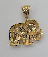 Load image into Gallery viewer, 14KT Elephant Gold Diamond cut Bail 5.0 mm 9.10 GRM
