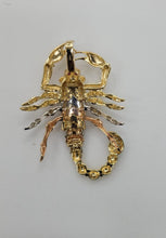 Load image into Gallery viewer, 14KT Scorpio Gold Diamond cut Bail 5.0 mm 12.41 GRM
