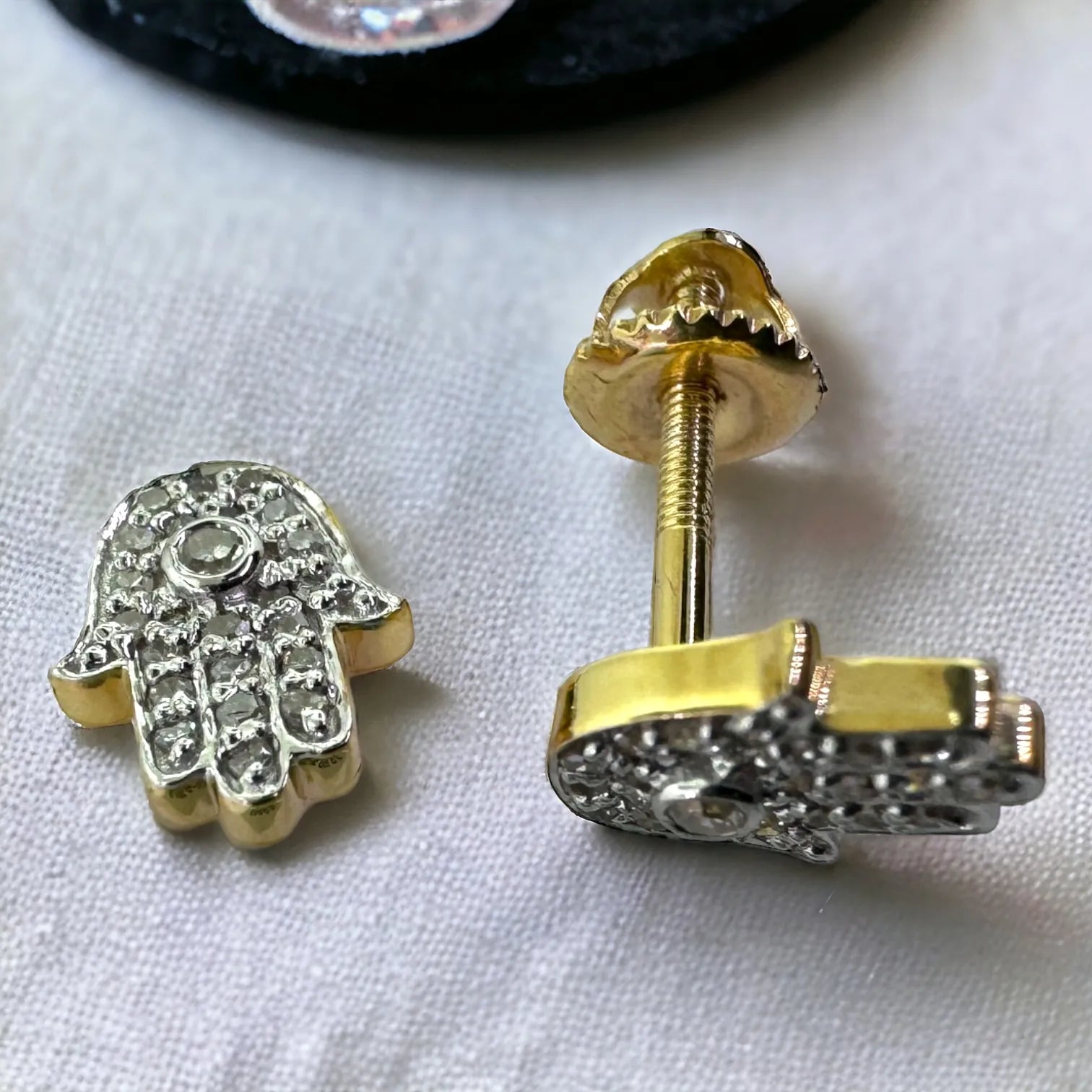 10KT yellow gold Hamsa hand diamond stud earring 0.12ctw SI clarity, protective evil-eye design with secure screw-back post