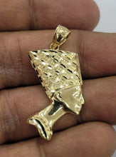 Load image into Gallery viewer, 10KT African queen nefertiti Real Gold pendant ,Diamond cut, 2.18 Grms, 3 mm Bail.
