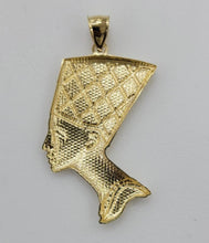 Load image into Gallery viewer, 10KT African queen nefertiti Real Gold pendant ,Diamond cut, 3.35 Grms, 4.5 mm Bail.
