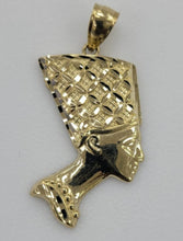 Load image into Gallery viewer, 10KT African queen nefertiti Real Gold pendant ,Diamond cut, 2.18 Grms, 3 mm Bail.
