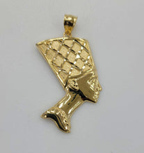 Load image into Gallery viewer, 10KT African queen nefertiti Real Gold pendant ,Diamond cut, 3.35 Grms, 4.5 mm Bail.
