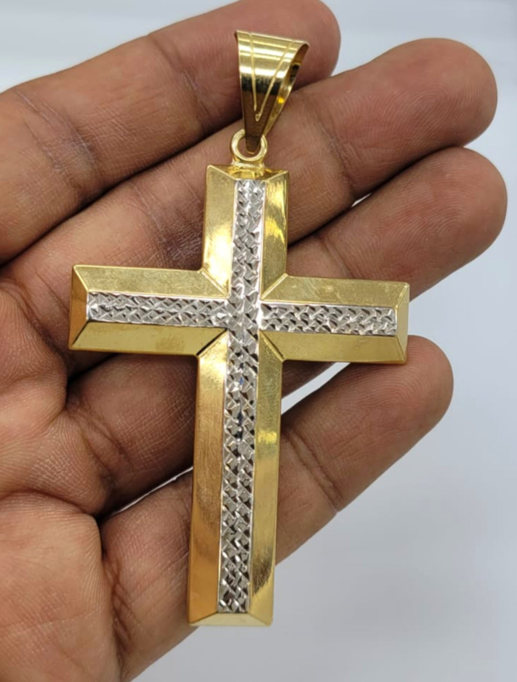 10KT Cross Real Gold pendant ,Diamond cut, 6.95 Grms, 5.5 mm Bail.