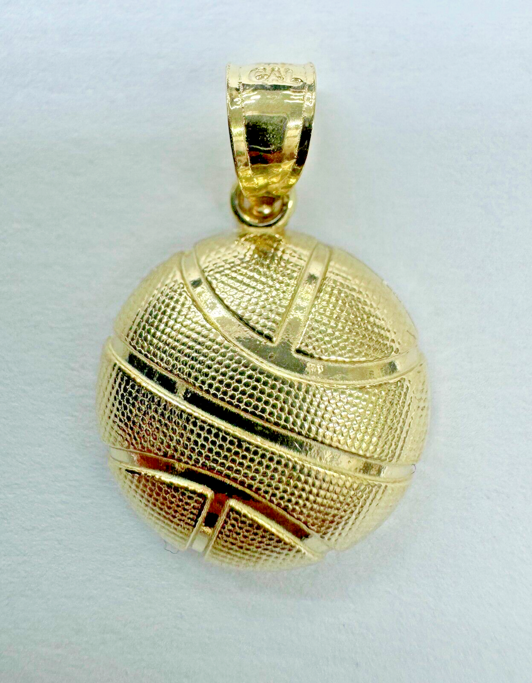 10KT Basketball pendant Real Yellow Gold Diamond cut, 4 mm Bail, 1.7 GRM